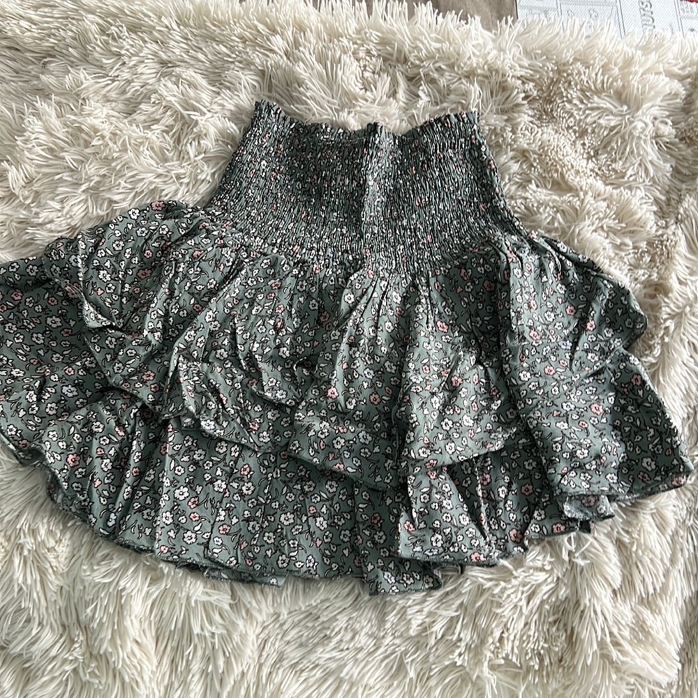 Vestique flounce ruffle skirt